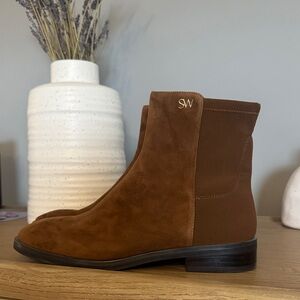 Women’s Brown Suede Boots